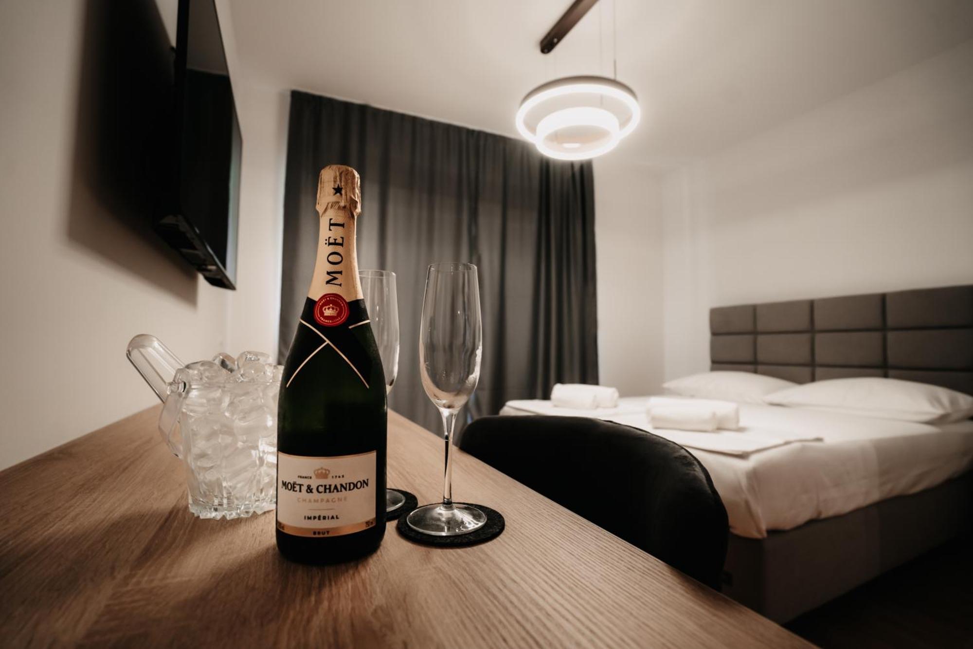 Toro Hospitality Lejlighed Mostar Eksteriør billede